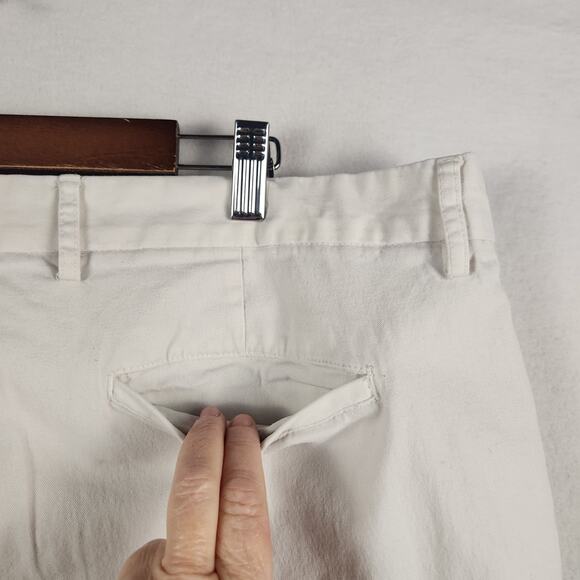 Old Navy Built-In Flex Straight Pants Men 40x32 White Khaki Chino - Picture 9 of 14